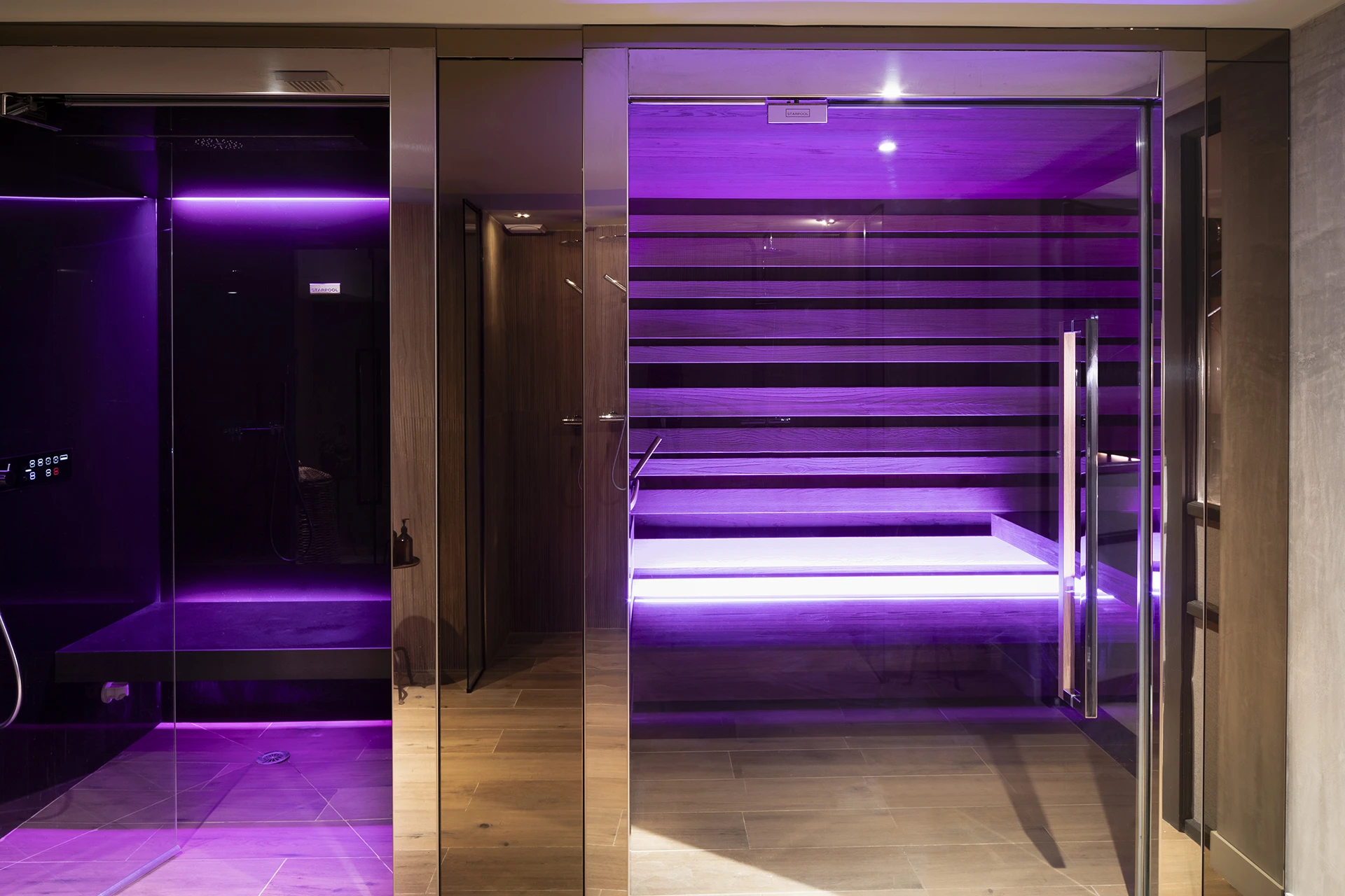 Restructuration et réhabilitation lourde d’un ancien hôtel pour la création d’une « boutique hôtel » de 25 chambres et suites à proximité de l’Arc de Triomphe à Paris.
La redistribution complète des niveaux, la création d’un patio couvert au droit des services généraux et d’un espace fitness en sous-sol ont permis de créer un hôtel à l’ambiance parisienne et cosy.
Un soin particulier donné aux dernières innovations techniques liées au confort des résidents et à la domotique participe au luxe intemporel et sans ostentation de l’établissement.